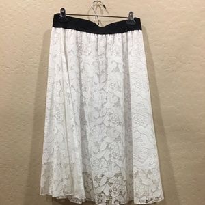 Lularoe white lola skirt